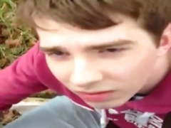 Gay boy gets nice facial in public