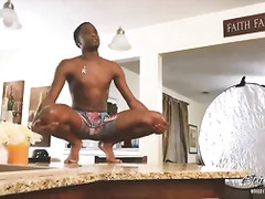 Back Stage Access: King Baee