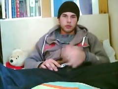 German Berlin cums on cam